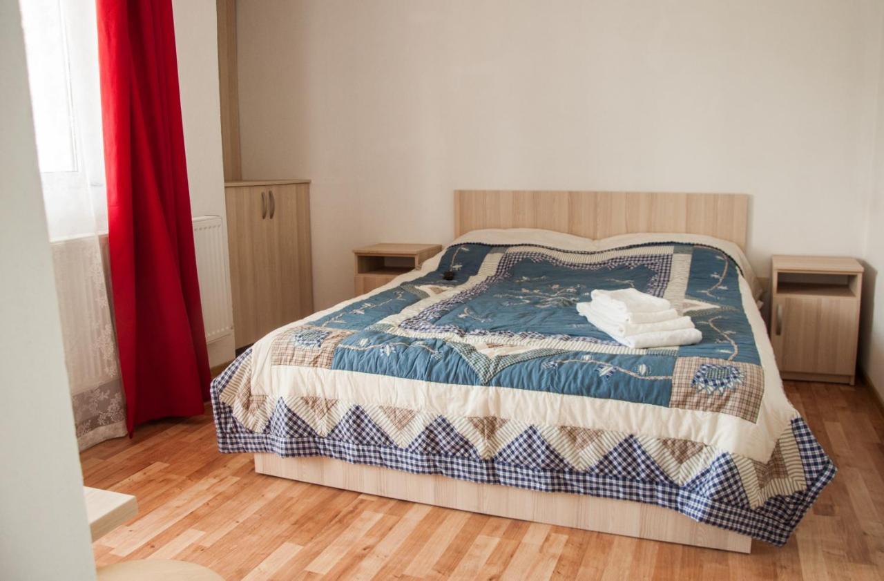 Pensiunea Casa Elena Корбени Экстерьер фото