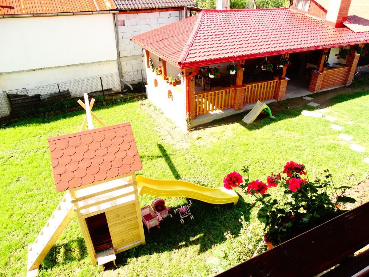 Pensiunea Casa Elena Корбени Экстерьер фото